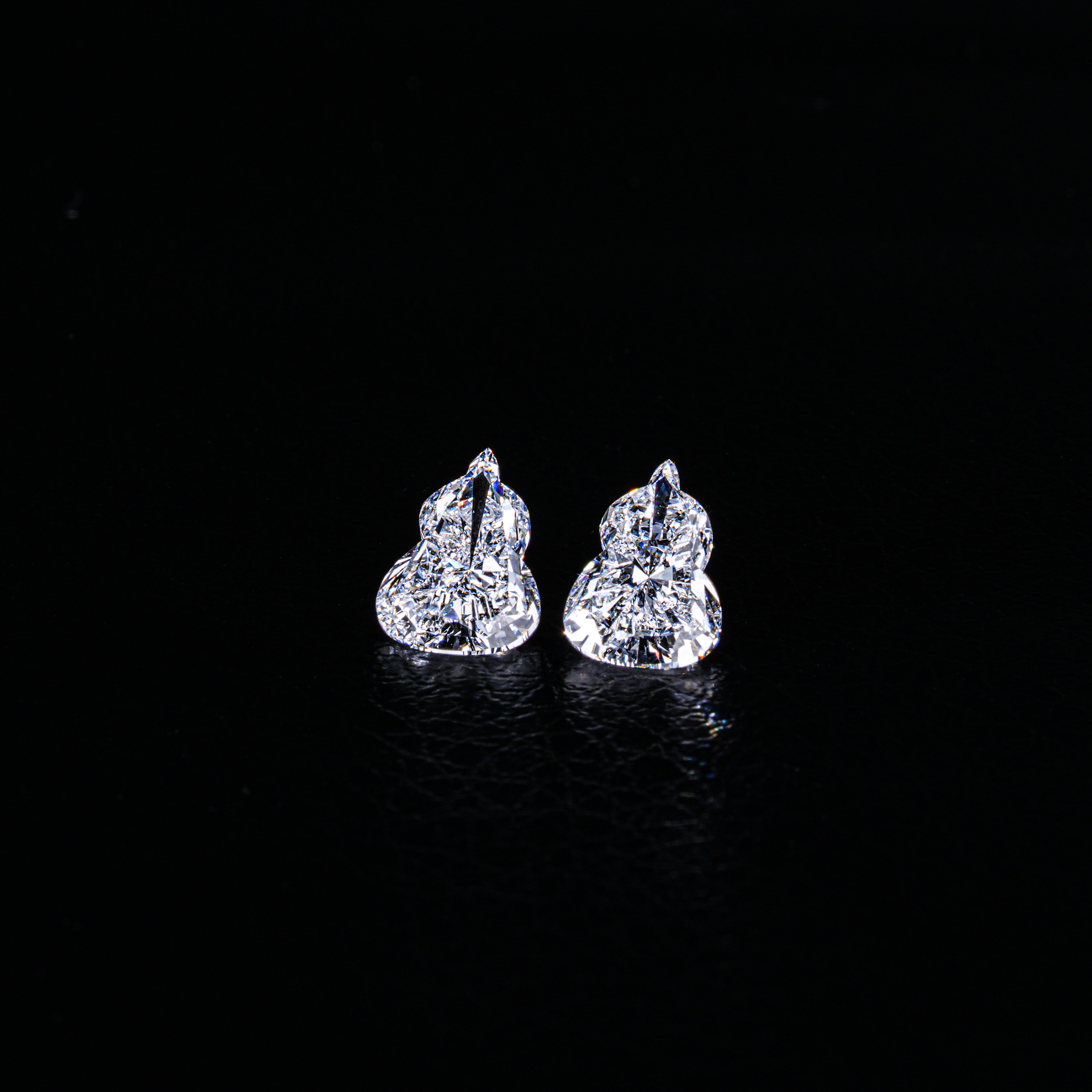 Fancy Shape Diamond Pair - Pear Jewels